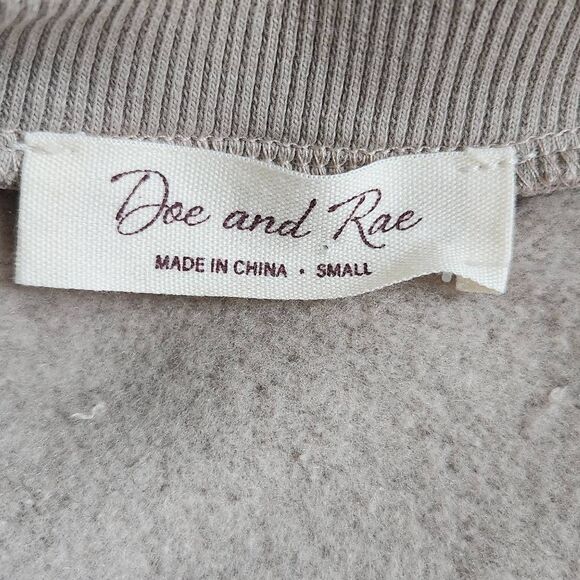 Doe and Rae Tan Oversized Pullover NWT Size Small Tan Oversized Sweatshirt - Picture 7 of 11